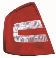 HECKLEUCHTE OCTAVIA 04- /P/4D